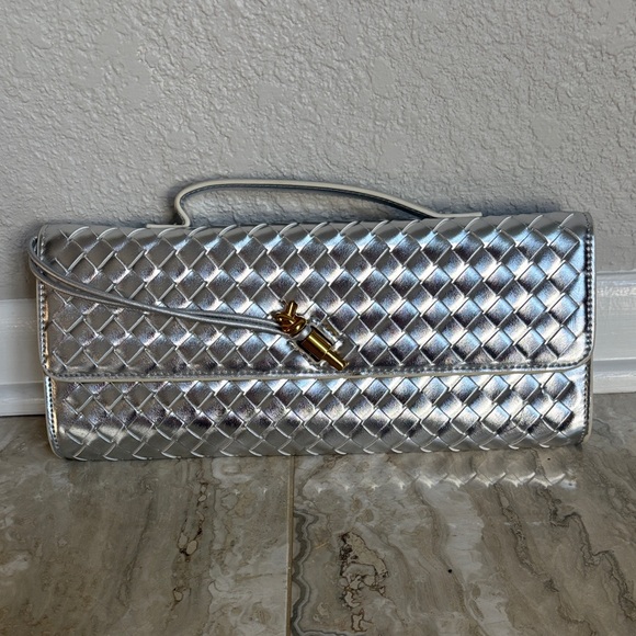 Silver Woven Clutch Bag - Picture 1 of 4